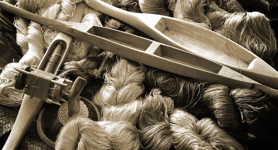 The Irish Weaver’s Tradition: A Thread Through Time