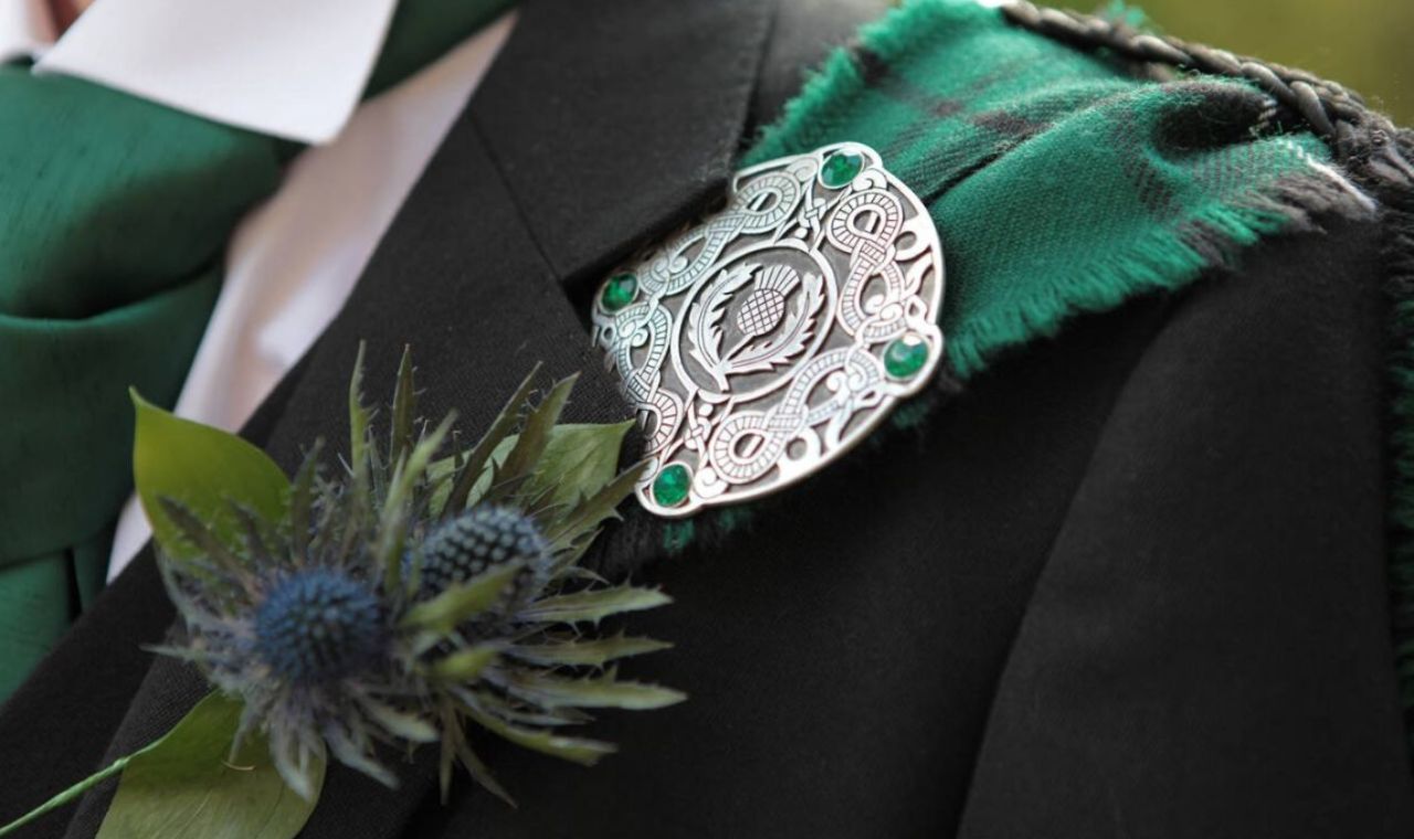 Brooches in Traditional Clothing: A Timeless Ornament of Identity