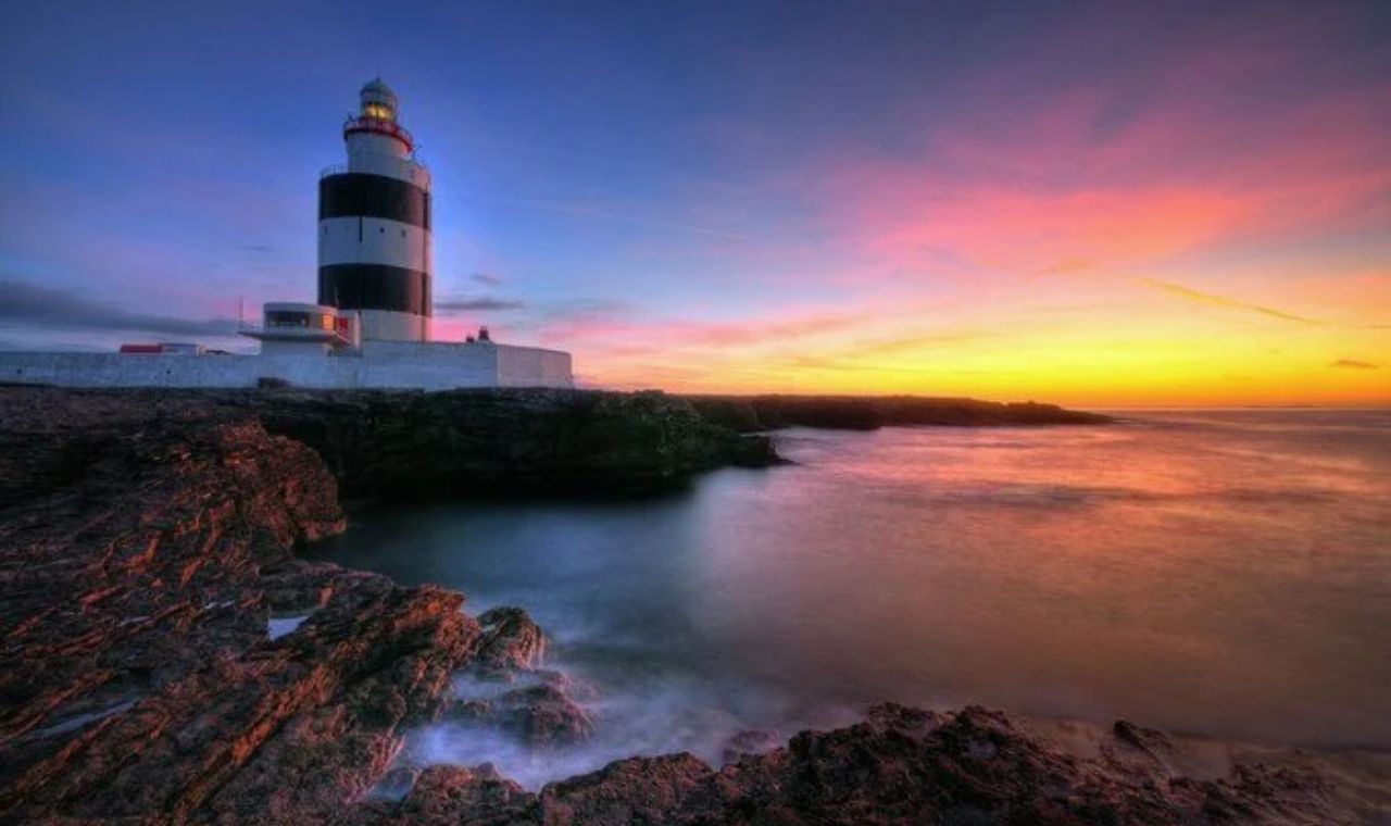 Irish Lighthouse Building – Guardians of the Atlantic