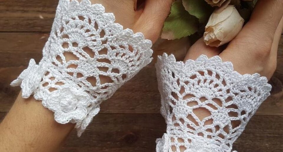 Lace Cuffs
