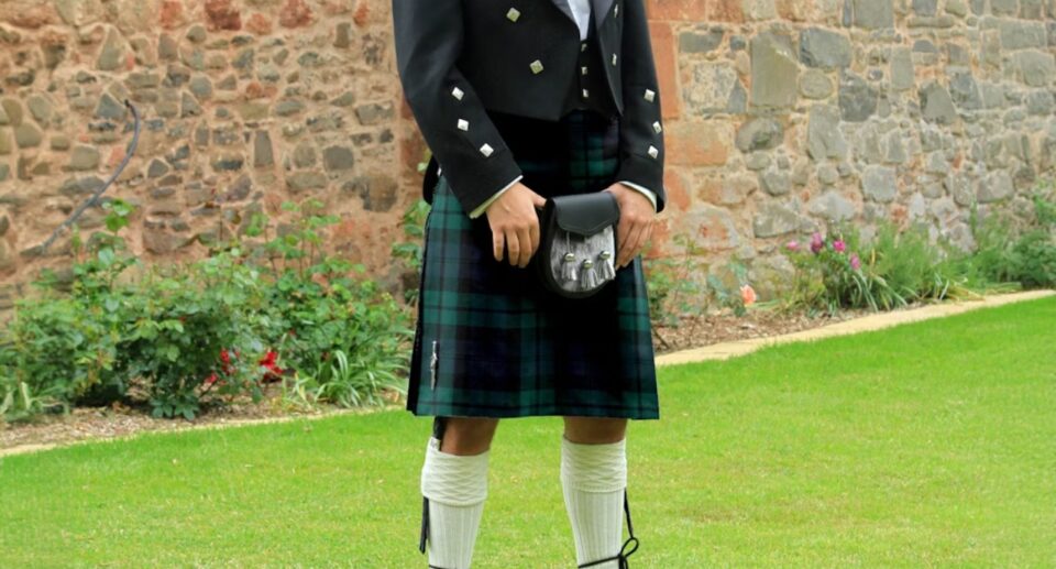 green hunting kilt