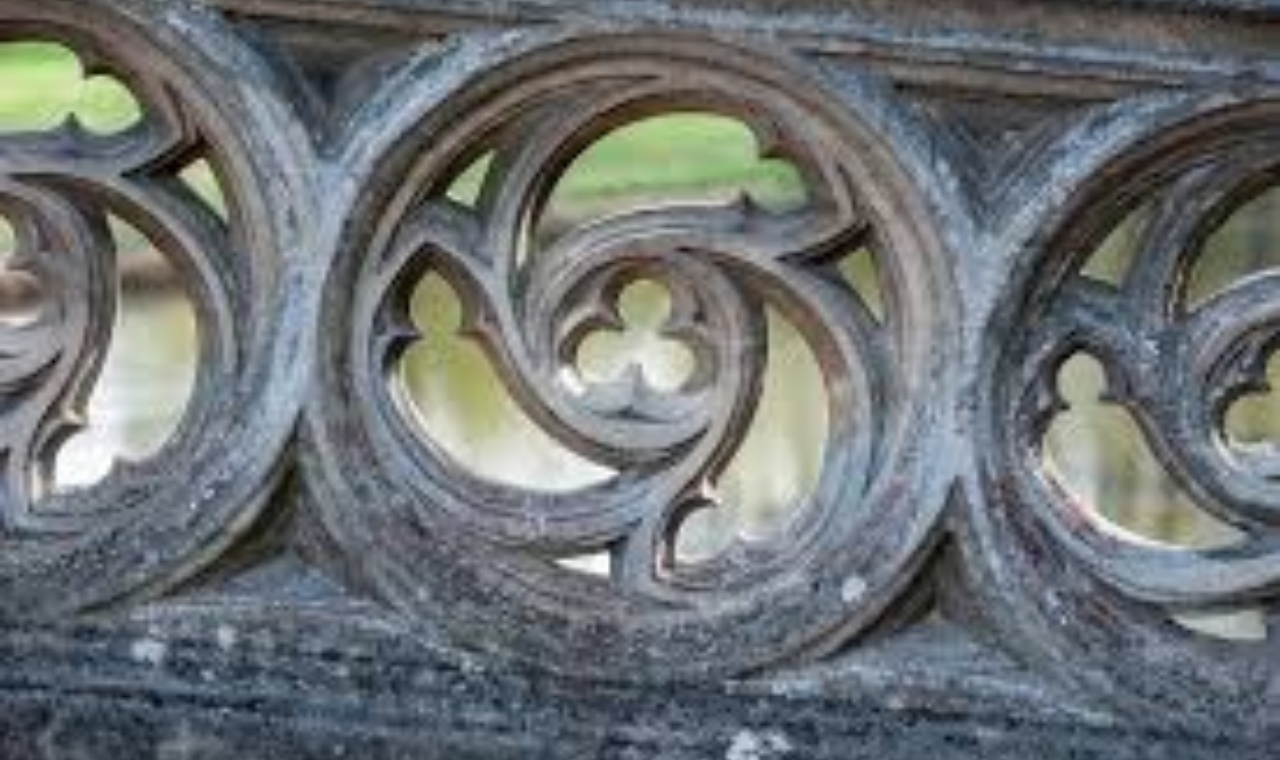 Celtic Spirals in Architecture: Meaning & Timeless Design