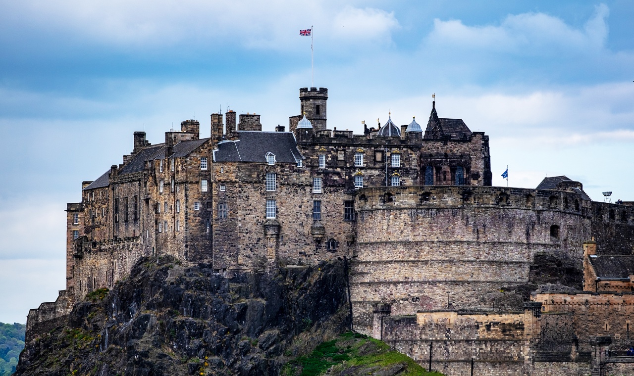 Scottish Medieval Castles: Power, Stone, and Survival