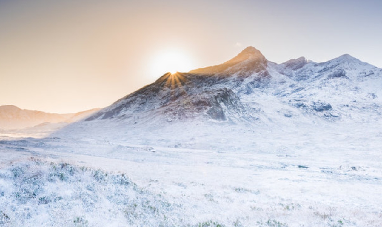 The Scottish Snow Queen Legend: Winter’s Silent Sovereign