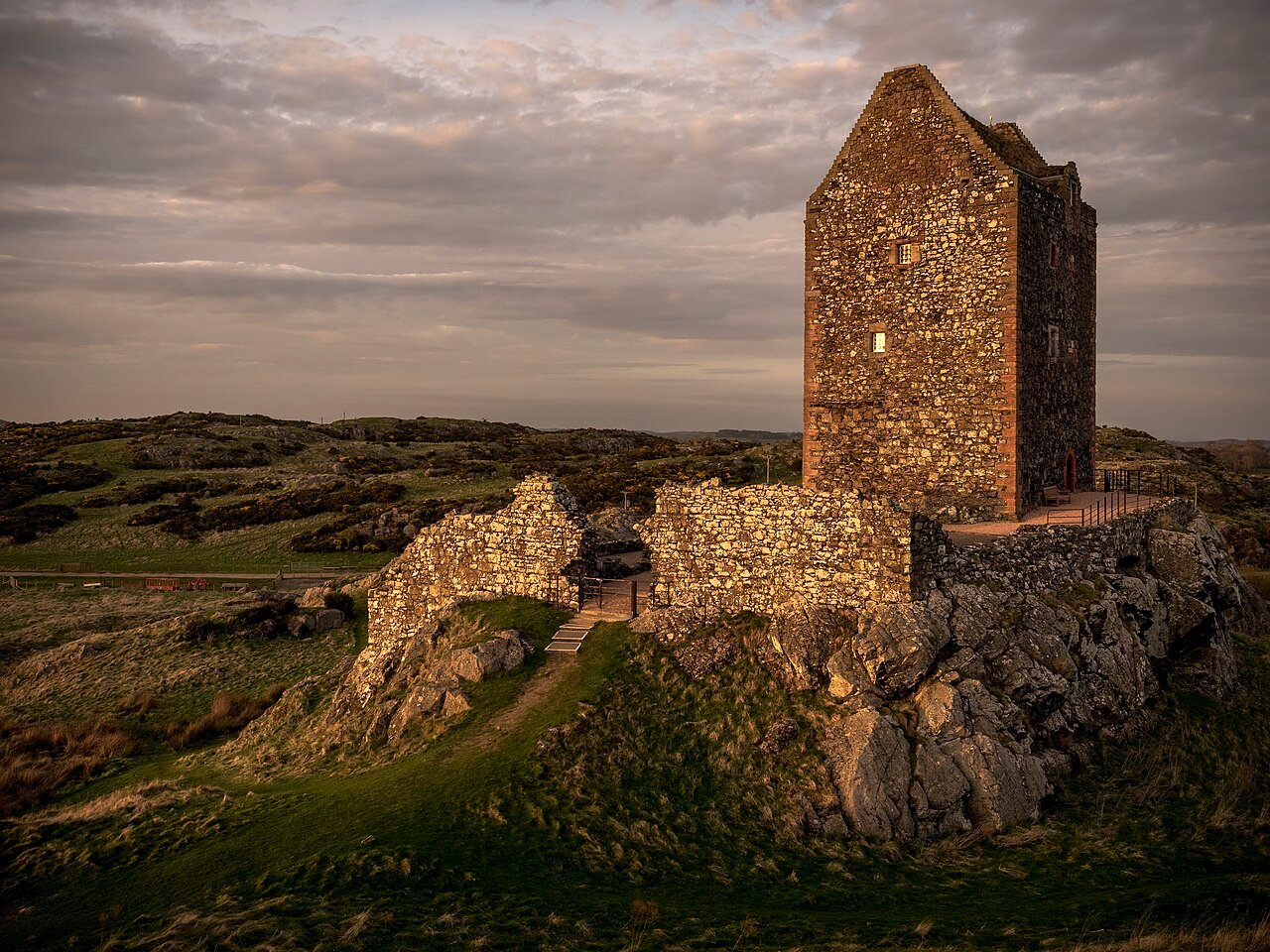 The Border Reivers: Raids, Law and Life on the Anglo-Scottish Border